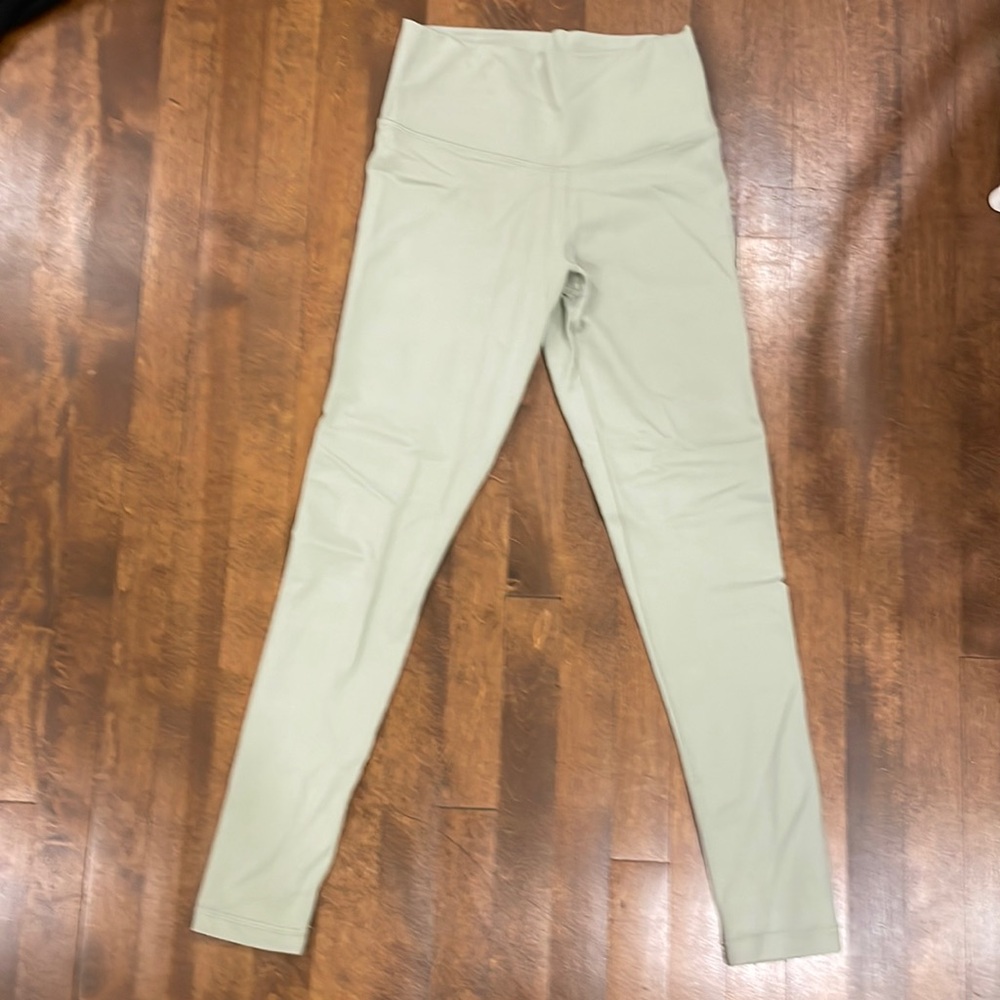 Green Aritzia leggings